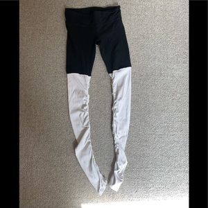 Alo Yoga Goddess Legging